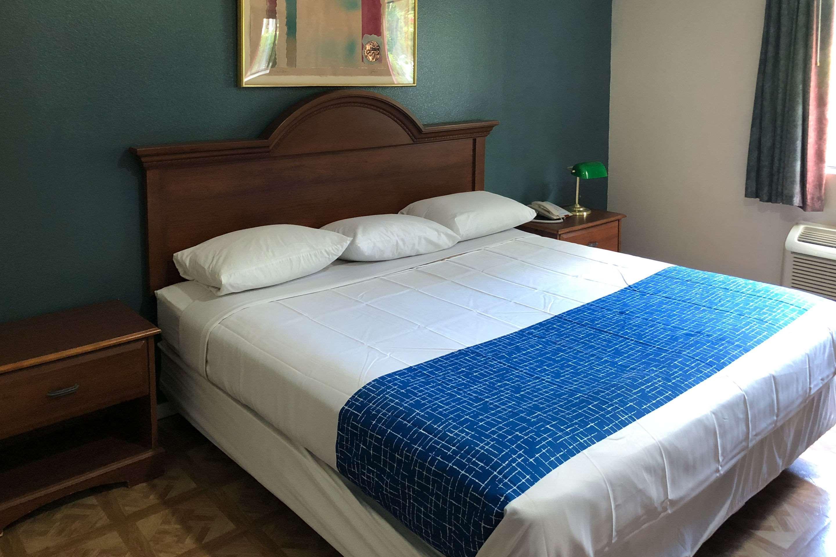Rodeway Inn & Suites Hemphill Esterno foto
